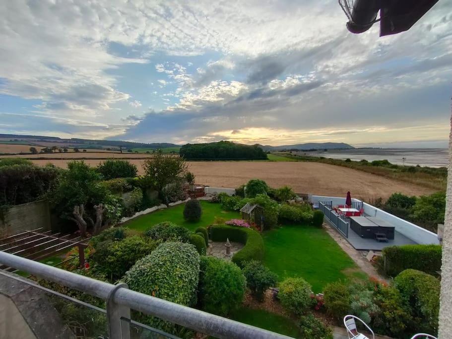 Blue Anchor House - Seaview, Hot Tub Apartments Extérieur photo