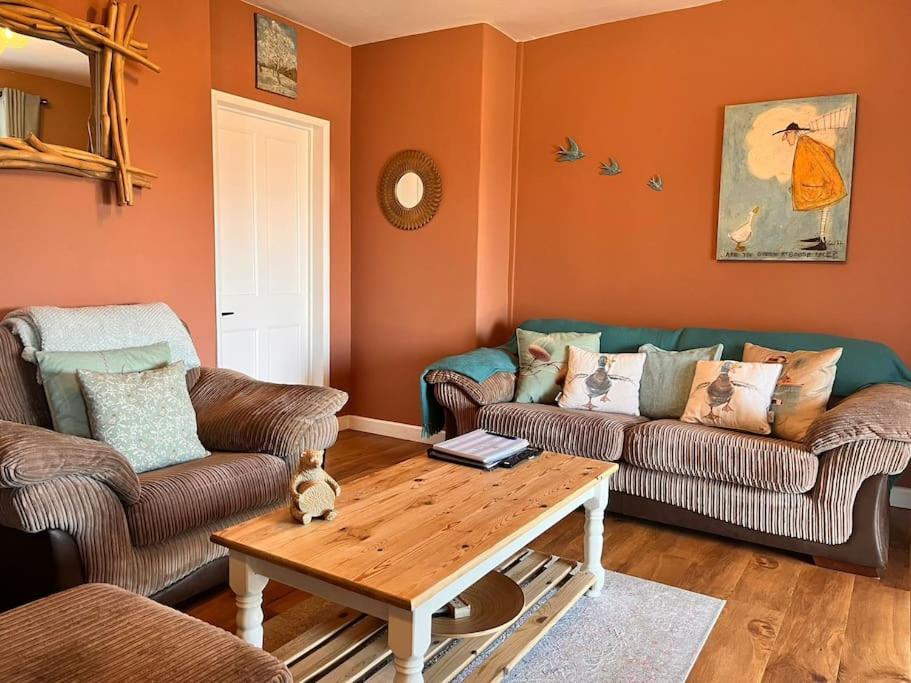 Blue Anchor House - Seaview, Hot Tub Apartments Extérieur photo