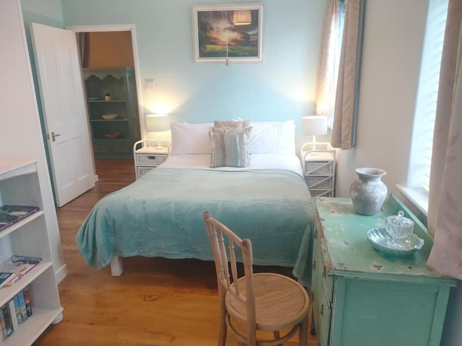 Blue Anchor House - Seaview, Hot Tub Apartments Extérieur photo