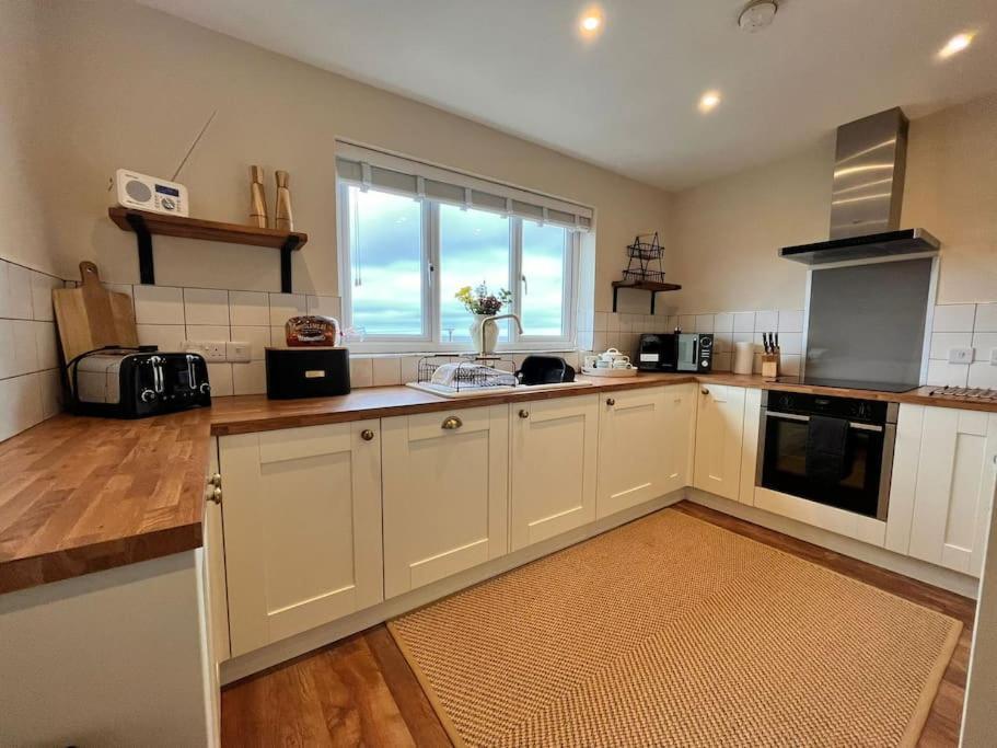 Blue Anchor House - Seaview, Hot Tub Apartments Extérieur photo