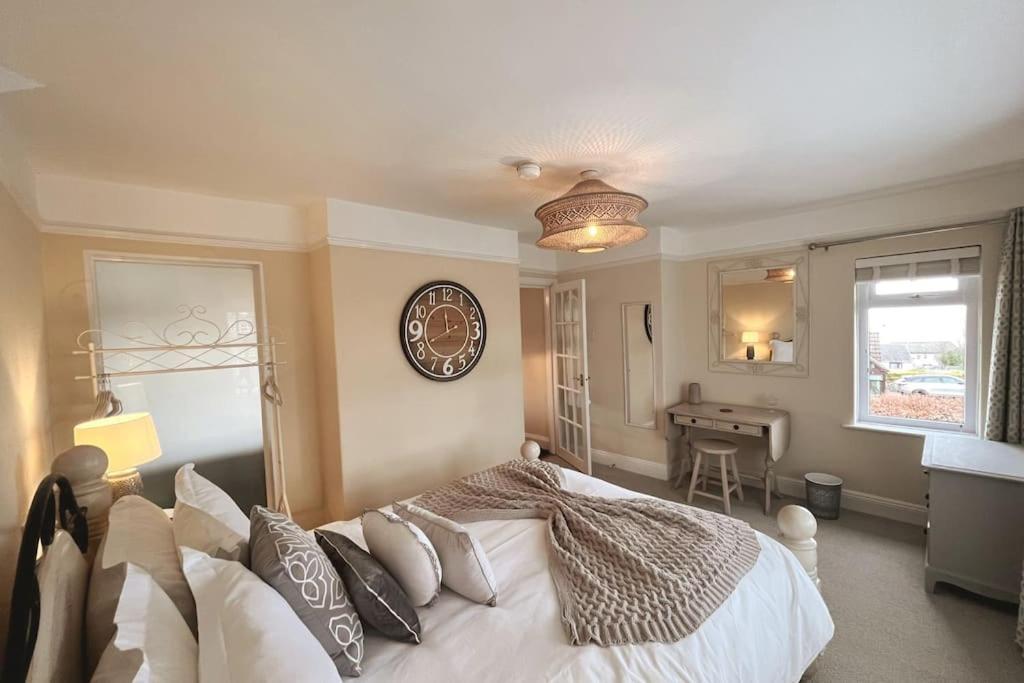 Blue Anchor House - Seaview, Hot Tub Apartments Extérieur photo
