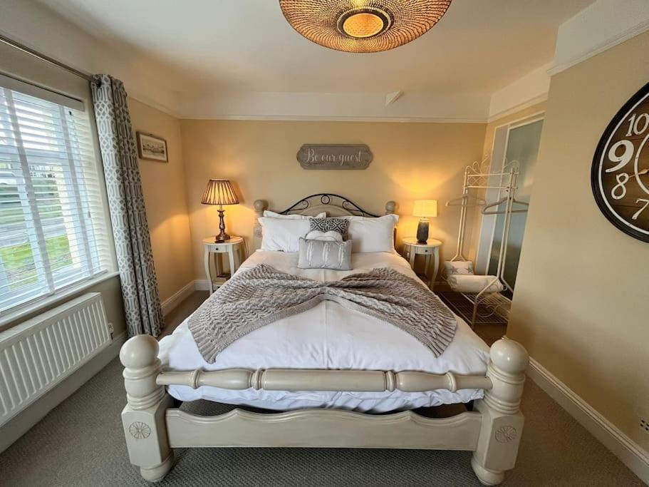 Blue Anchor House - Seaview, Hot Tub Apartments Extérieur photo