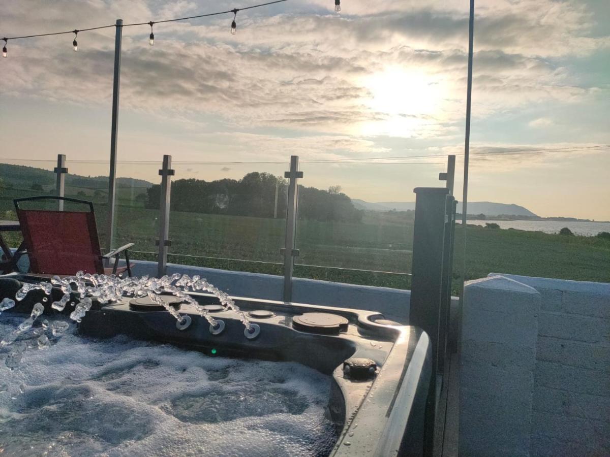 Blue Anchor House - Seaview, Hot Tub Apartments Extérieur photo